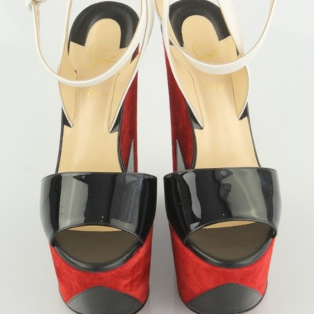 SOLD. - Picture 2 of 5